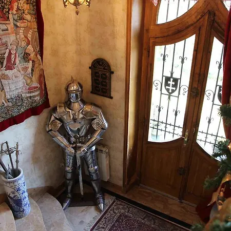 Chateau Du Mur *